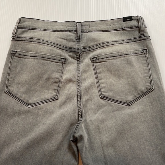 KanCan gray distressed button fly skinny Jean, women’s size 28 - Picture 4 of 15